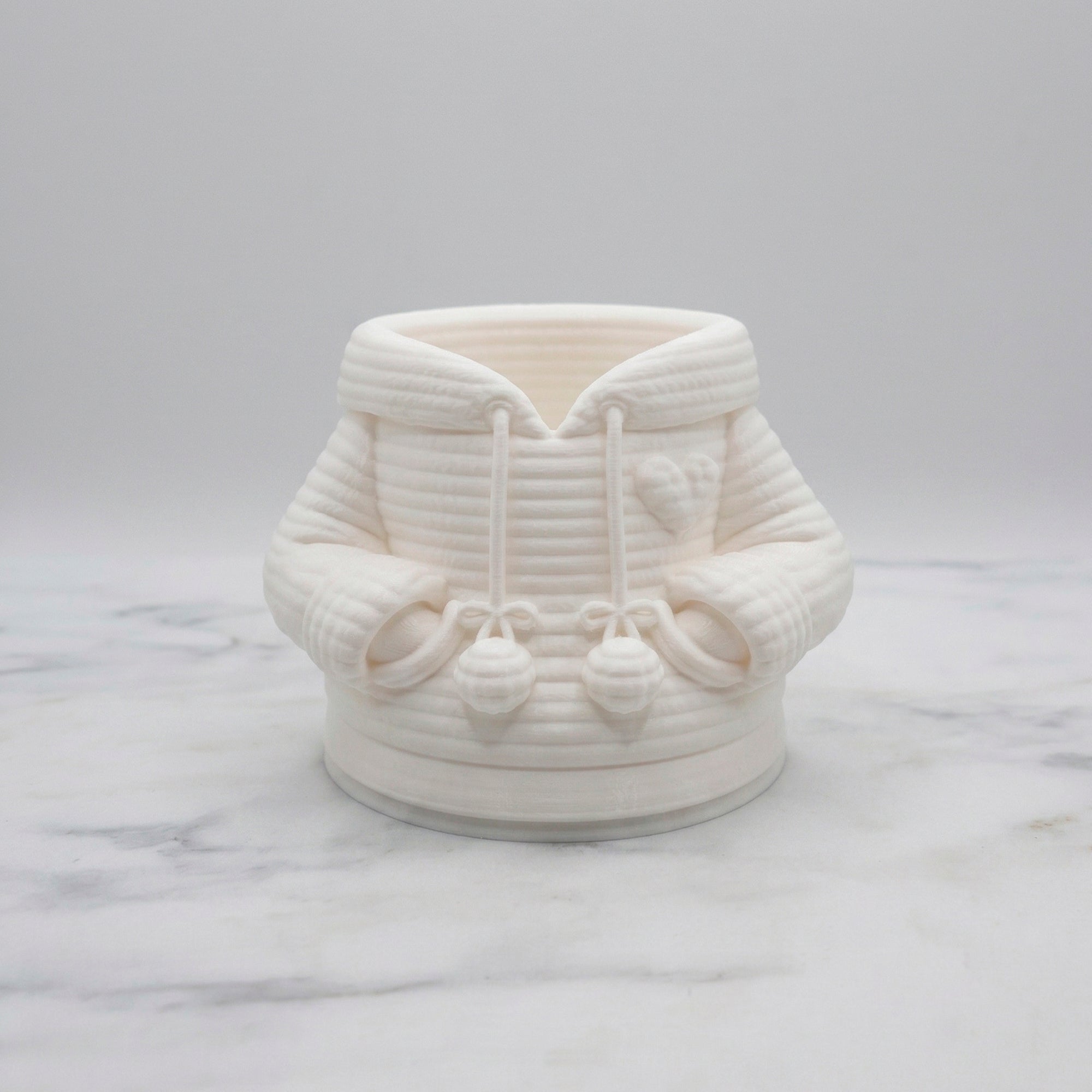 🧶 Porte-stylo / Porte-crayons design – Modèle Tricot